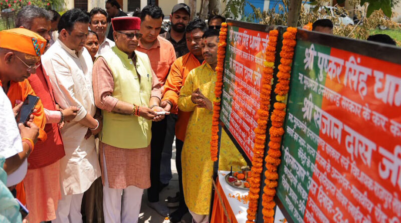 समाज कल्याण मंत्री एवं क्षेत्रीय विधायक खजानदास ने विभिन्न स्थानों पर क्षतिग्रस्त सीवर लाइनों के पुनर्निर्माण कार्यों का भूमि पूजन किया