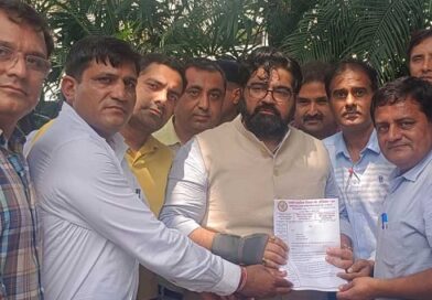 अध्यापकों ने राज्यसभा सांसद के समक्ष रखीं मांगें