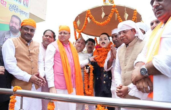 मुख्यमंत्री धामी ने शहीद ऊधम सिंह को दी श्रद्धांजलि