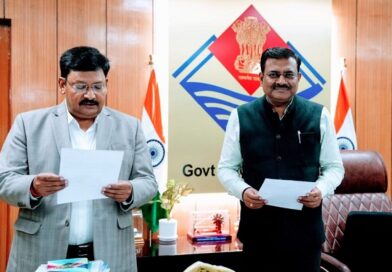 सेवा का अधिकार आयोग के आयुक्त बने दीपेन्द्र चौधरी, मुख्य सचिव ने दिलाई पद की शपथ