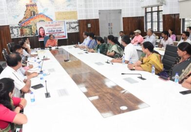 कैबिनेट मंत्री रेखा आर्या ने आंगन का मिलन’ कार्यक्रम की तैयारियों को लेकर की समीक्षा बैठक