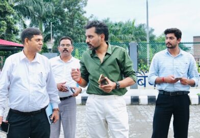 सीएम हेल्पलाइन की फोर्स क्लोज शिकायत की डीएम ने मौके पर पहुंचकर जांची हकीकत