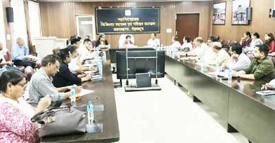 महानिदेशक ने स्वास्थ्य महानिदेशालय की समीक्षा बैठक में समयबद्ध कार्य-निस्तारण एवं जवाबदेही सुनिश्चित करने के दिए कड़े निर्देश