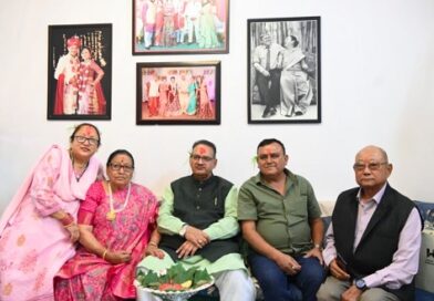 कैबिनेट मंत्री गणेश जोशी ने गोर्खाली समाज के वरिष्ठजनों से लिया आशीर्वाद, दशैं एवं विजयादशमी की दी शुभकामनाएं