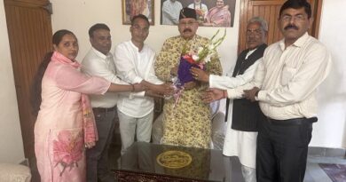 जयानंद भारती के भवन निर्माण हेतु 40 लाख की धनराशि स्वीकृत कराने पर महाराज का आभार जताया