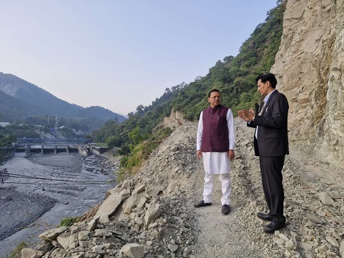 हल्द्वानी: CM धामी ने काठगोदाम-अमृतपुर बाईपास का किया ग्राउंड जीरो पर स्थलीय निरीक्षण